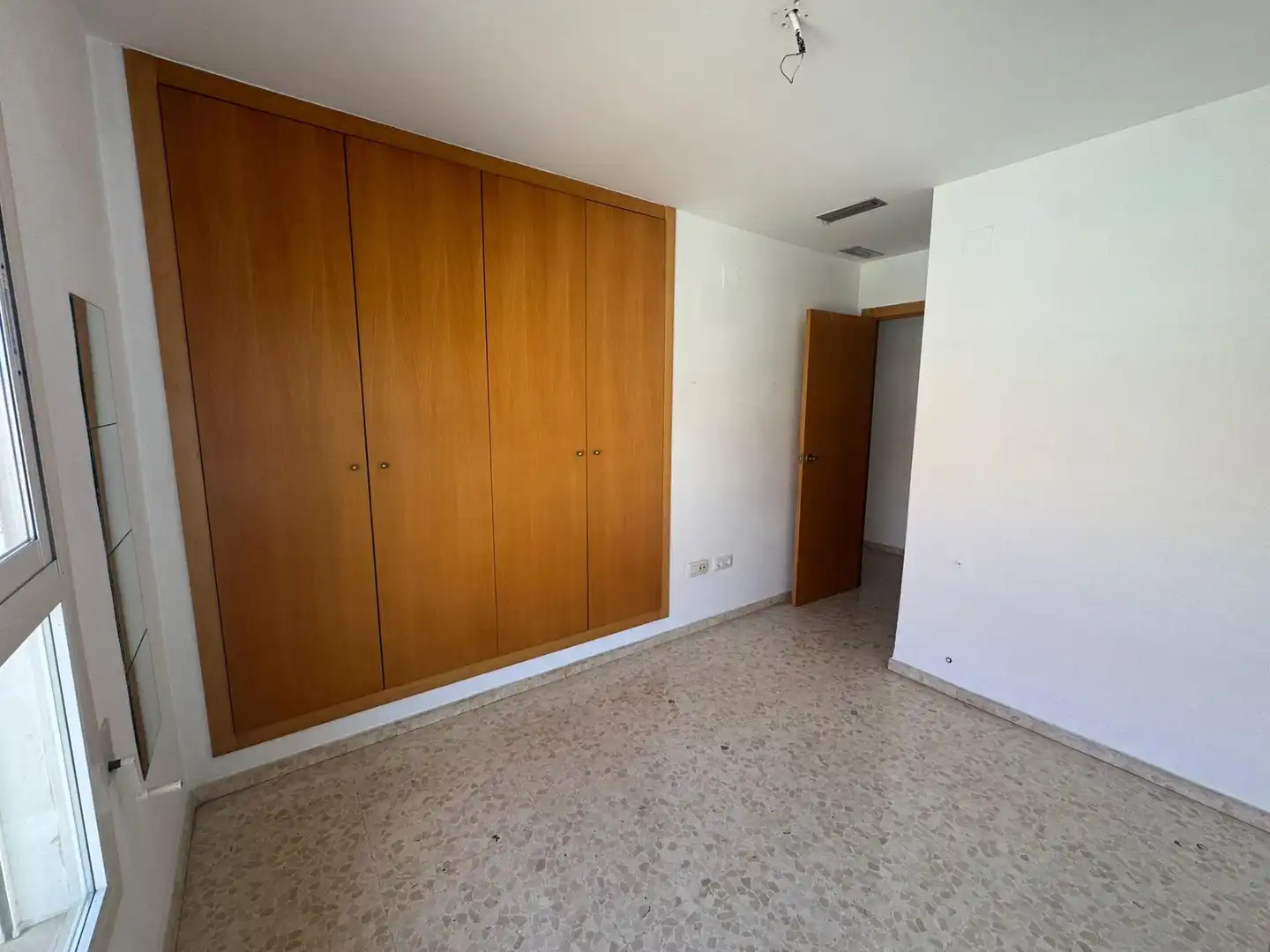 Schlafzimmer von Wohnung zum Verkauf in Llíria mit Klimaanlage und Abstellraum