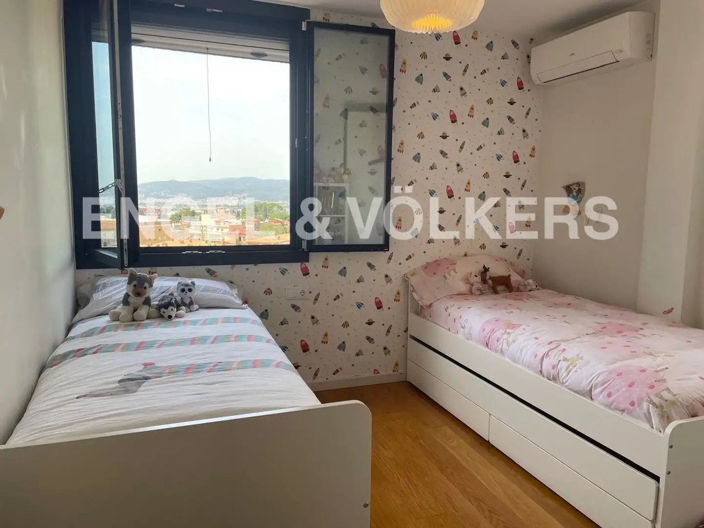 Bedroom of Houses for rent in La Miranda - Can Candeler 