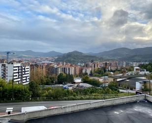 Vista exterior de Pis en venda en Bilbao 