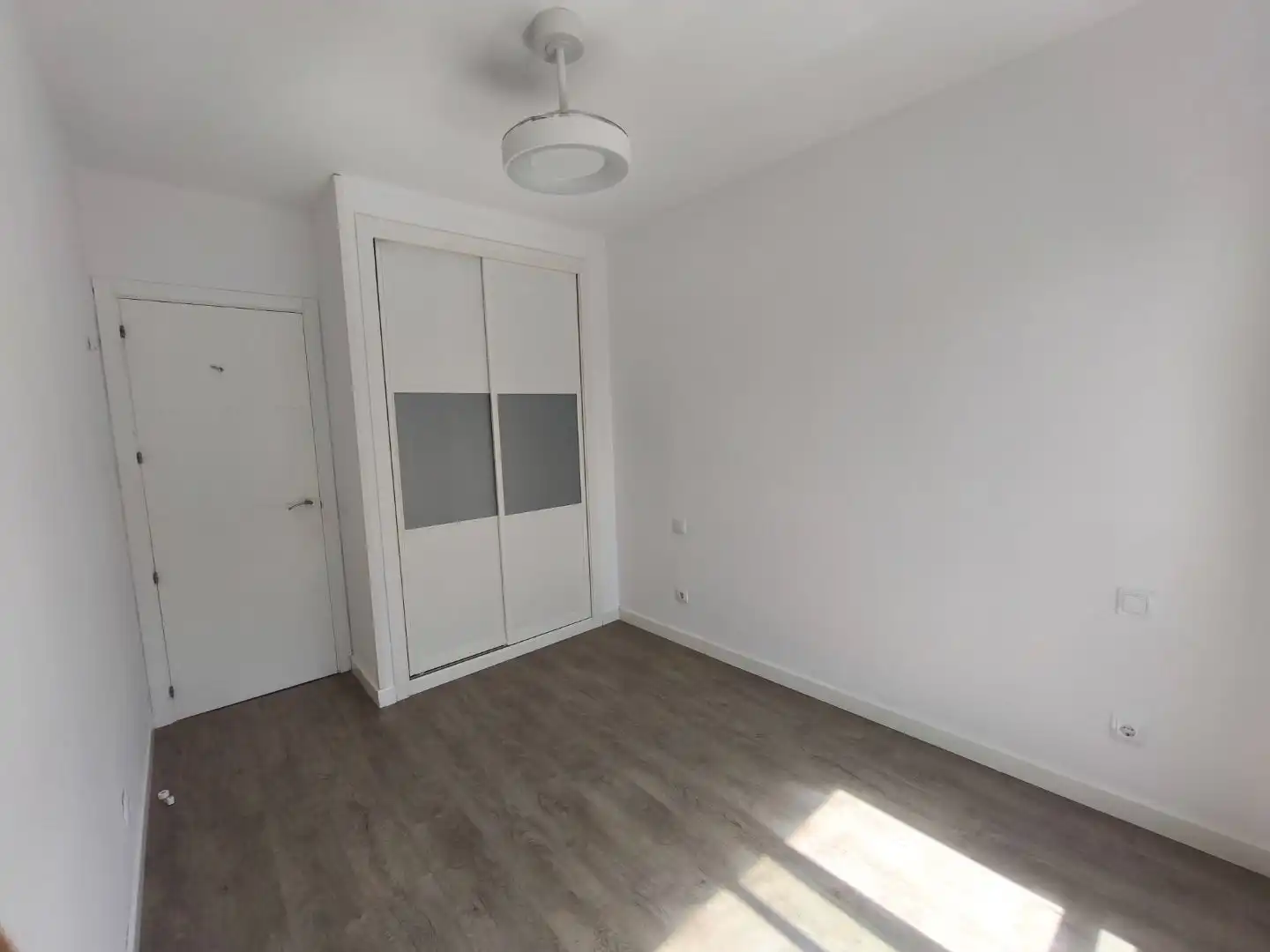 Wohnung zur Miete in Calle del Capitán Blanco Argibay, 178, Valdeacederas