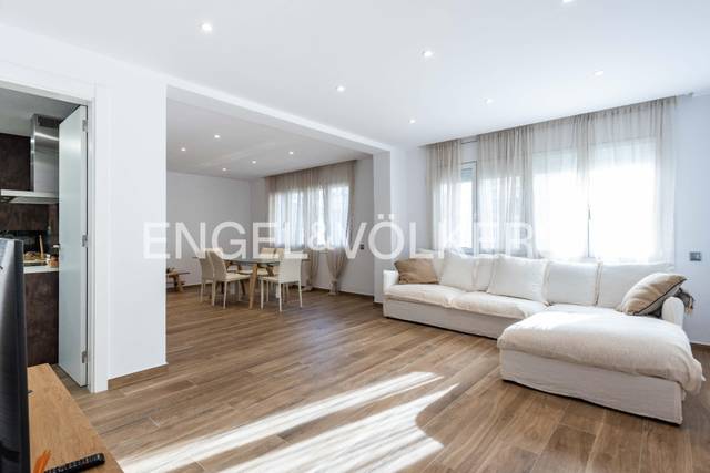 Apartamento en Alquiler en Sant Gervasi- Galvany