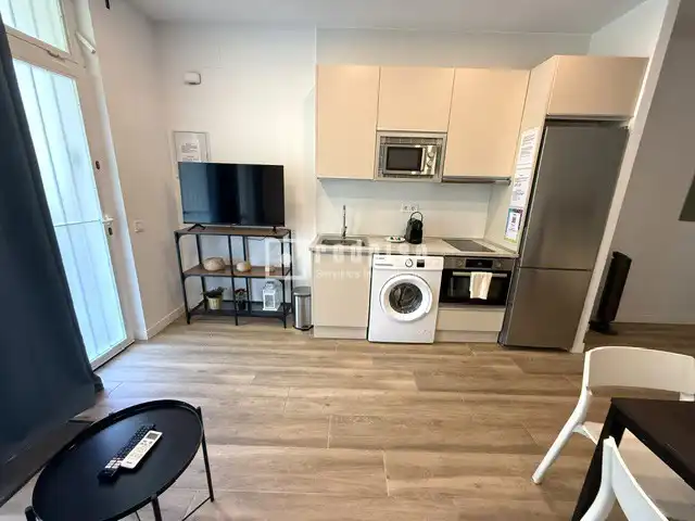 Cuina de Loft en venda en Madrid amb Aire condicionat, Calefacció i Jardí privat