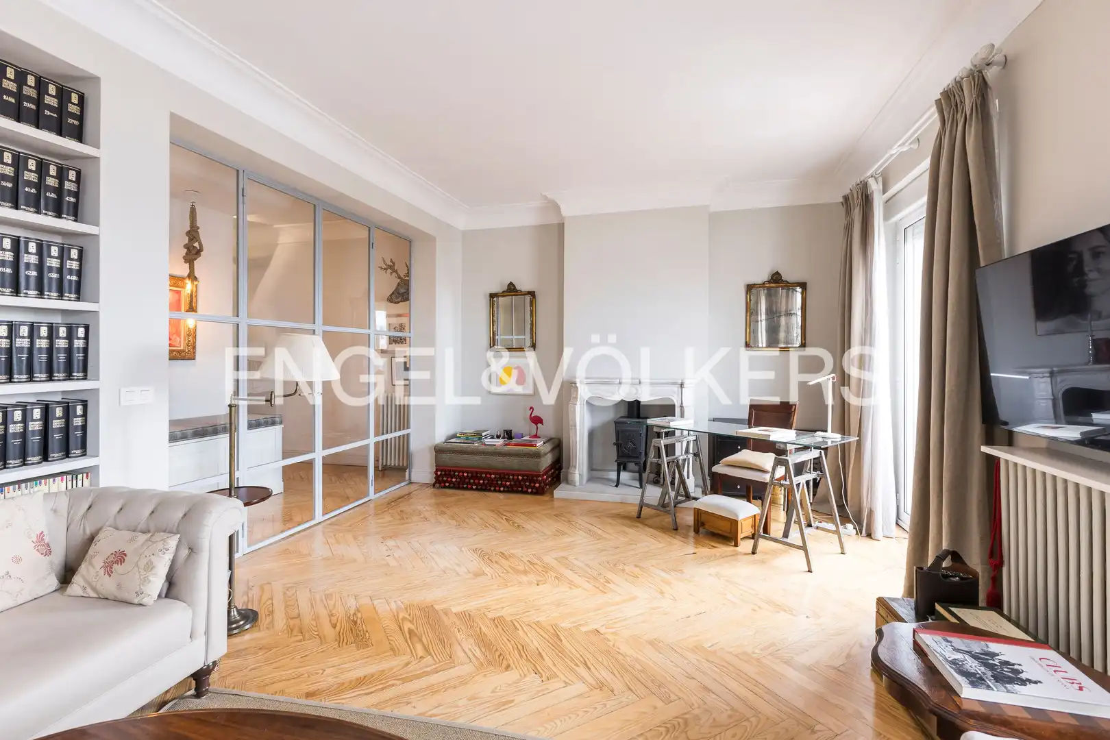 Sala d'estar de Àtic de lloguer en Madrid amb Aire condicionat, Calefacció i Terrassa