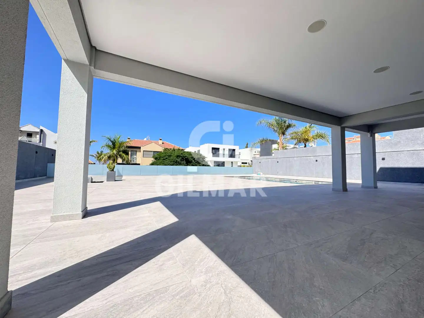 Chalet con piscina en venta en Costa Adeje, imagen 4