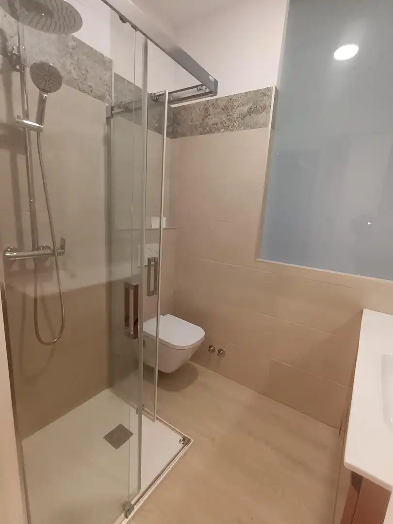 Bathroom of Flat for rent in Valladolid  with Heating