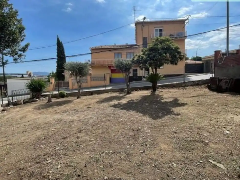 Terreno residencial en venta en Francesc macia 19