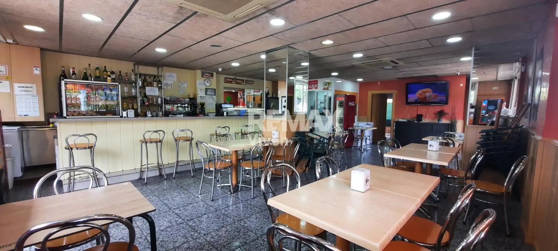 Geschaftsraum zum Verkauf in Vilanova i la Geltrú mit Klimaanlage