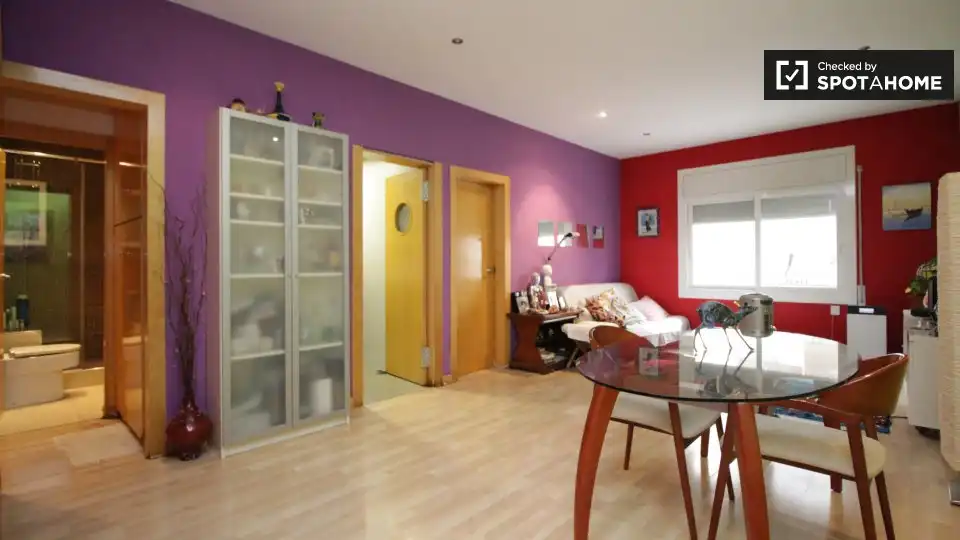 Room in La Salut