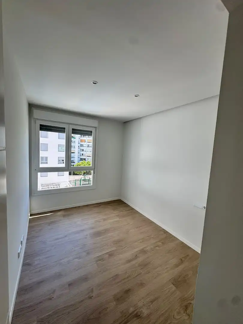 Dormitori de Apartament de lloguer en Marbella amb Aire condicionat, Terrassa i Traster