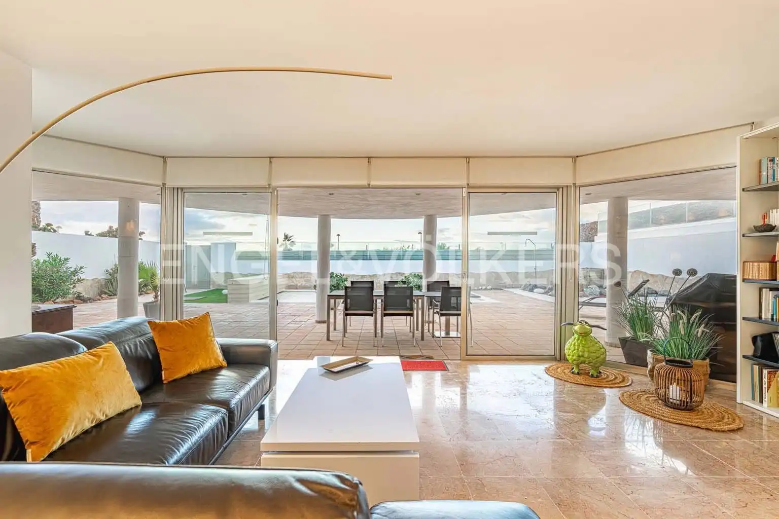 Sala de estar de Casa o chalet en venta en Arona con Aire acondicionado, Terraza y Piscina