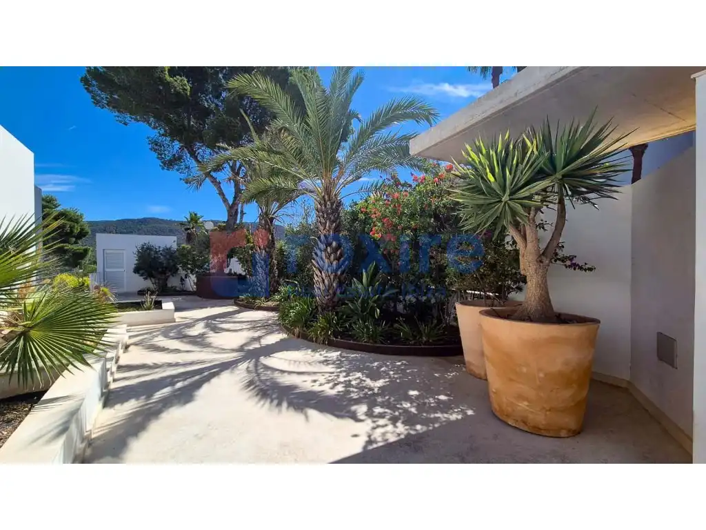 Jardín de Estudio en venta en Sant Josep de sa Talaia con Aire acondicionado, Terraza y Piscina
