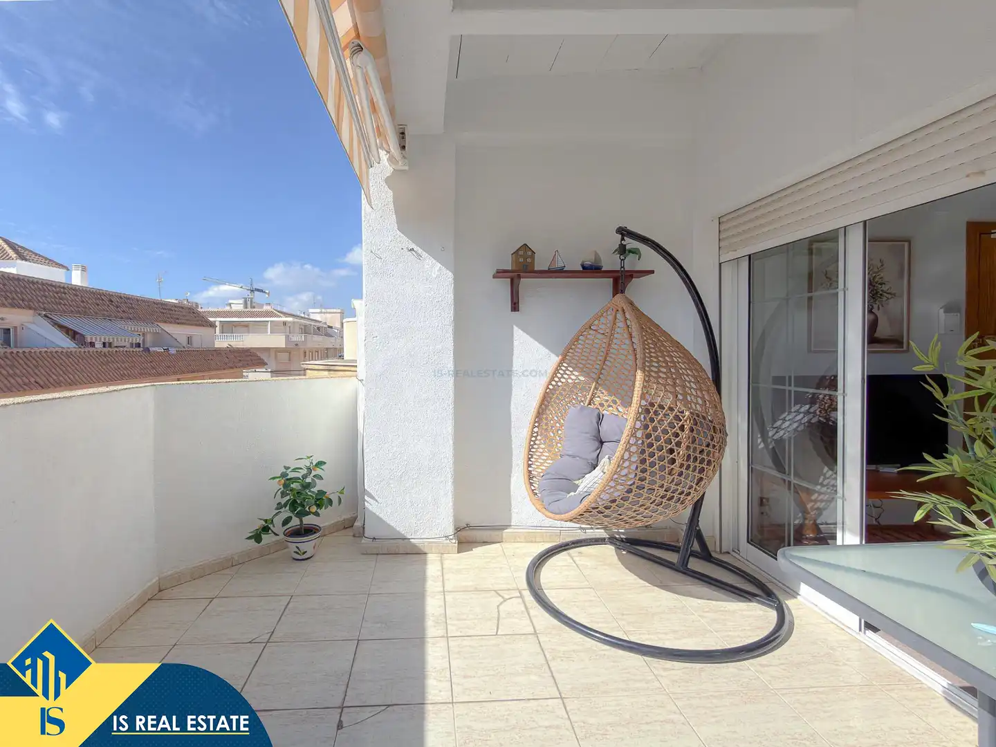 Penthouse with lift for sale in Playa del Cura