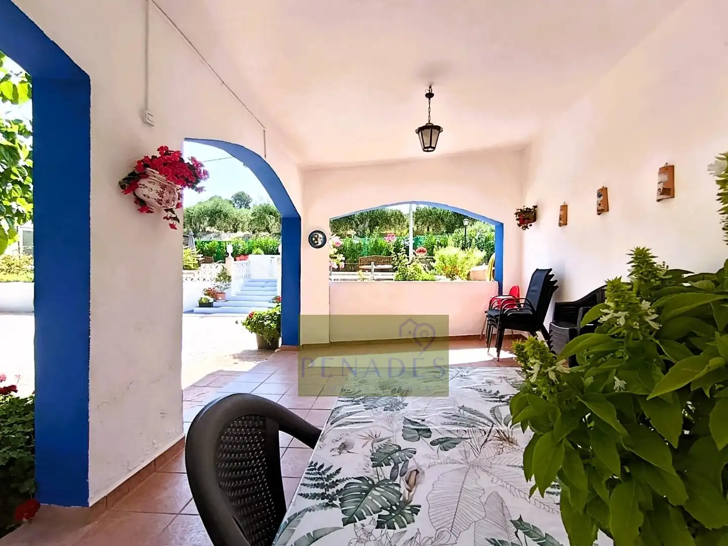 Vista exterior de Casa o xalet en venda en Ontinyent amb Calefacció, Jardí privat i Terrassa