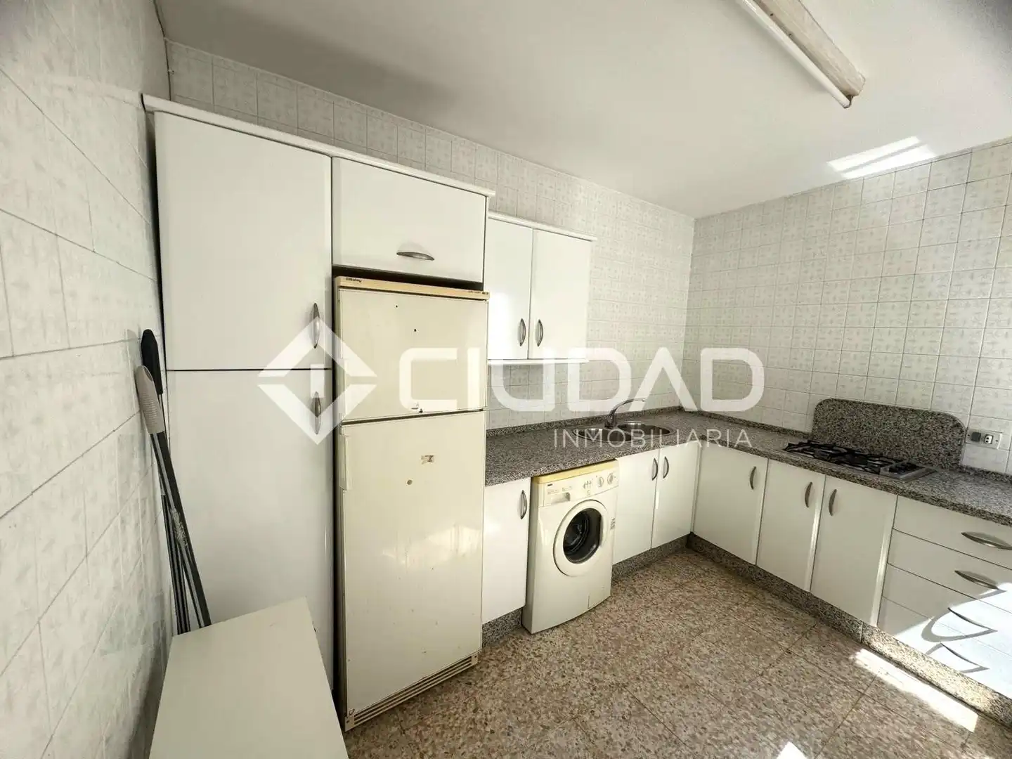 Wohnung zum Verkauf in Centro - Calzada - Cabo Noval, imagen 3