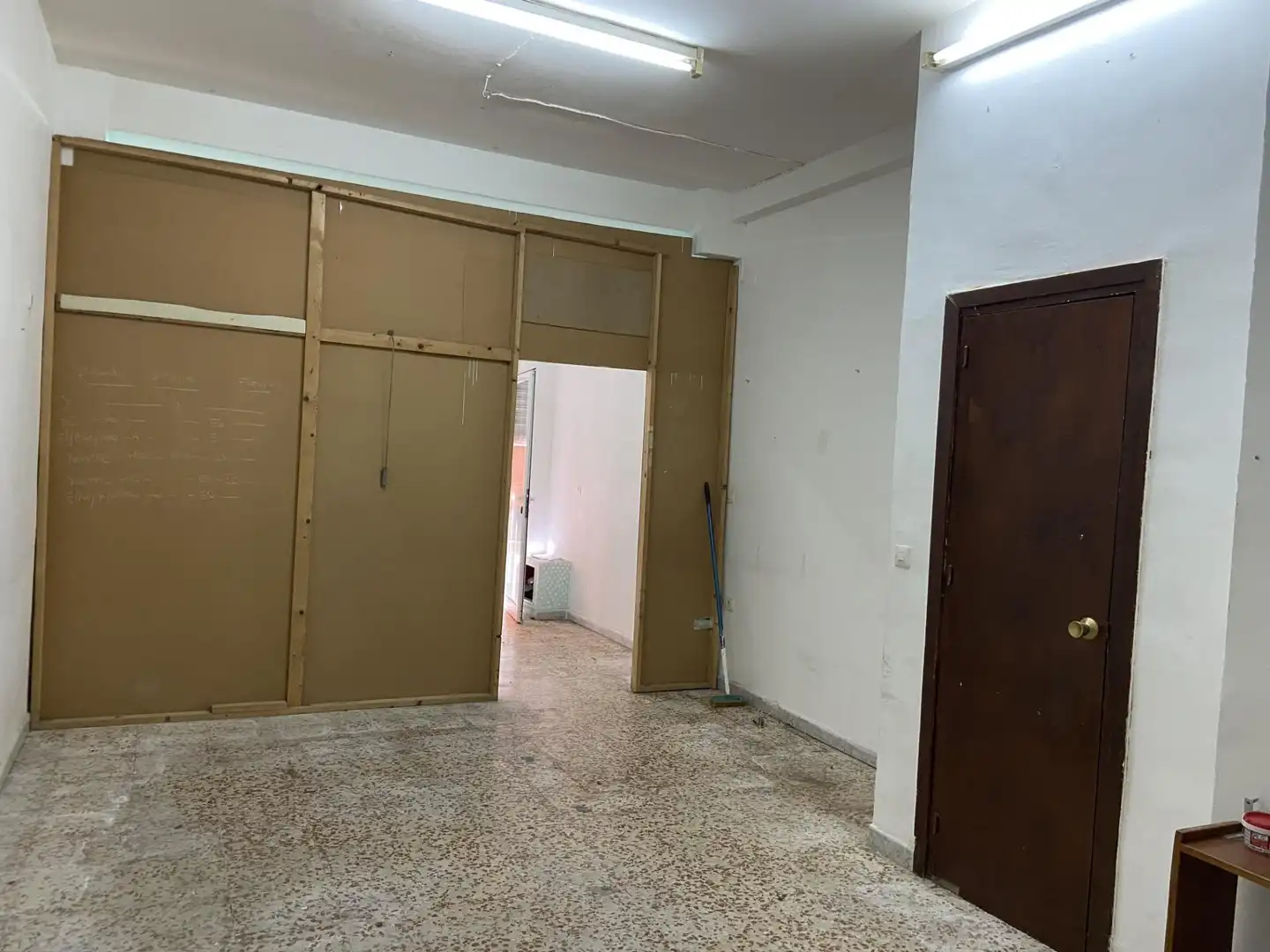Local comercial en venda a Pasaje Escritor Pérez de Rivas, imagen 10