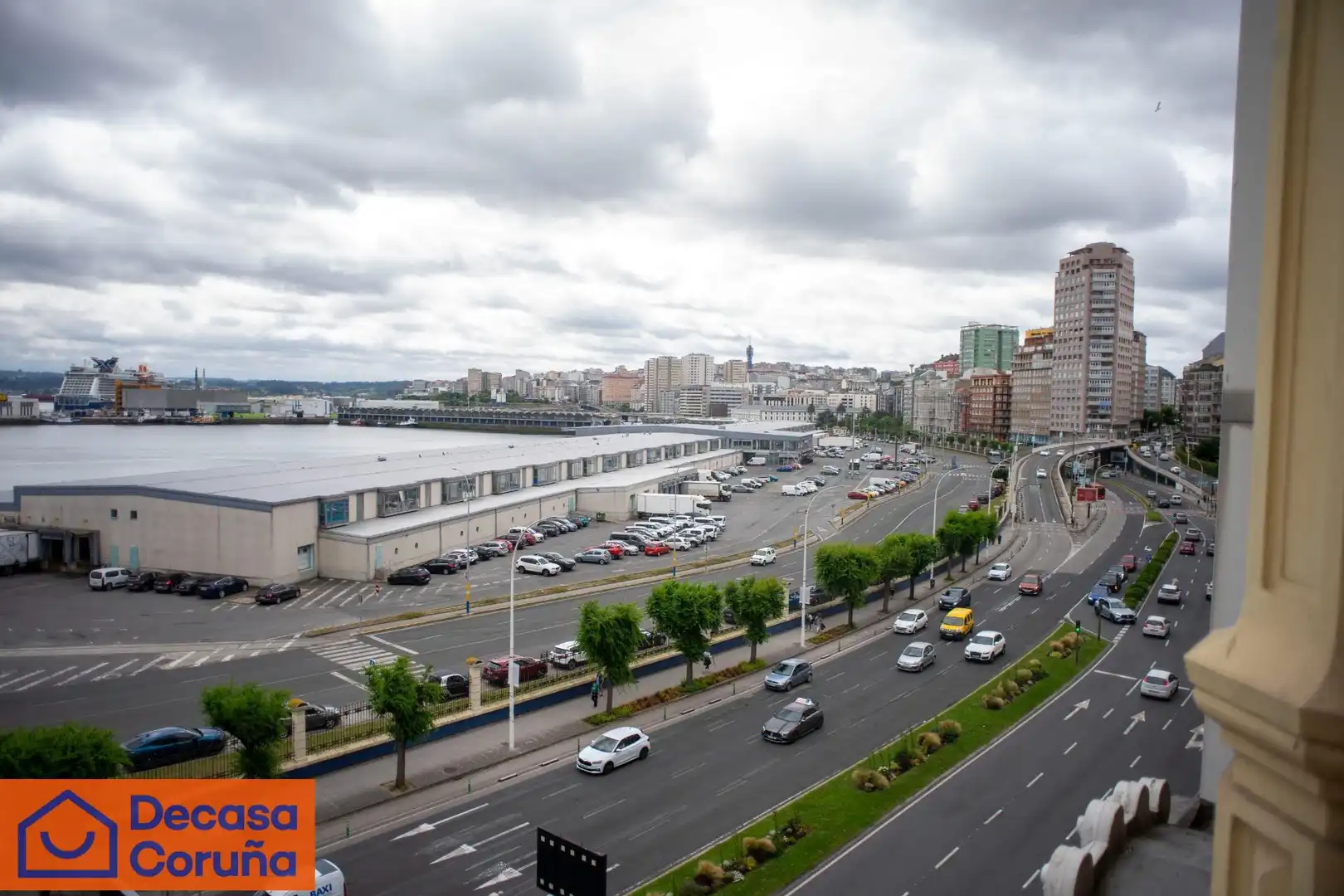 Parkplatz von Wohnung zum Verkauf in A Coruña Capital  mit Abstellraum und Alarm