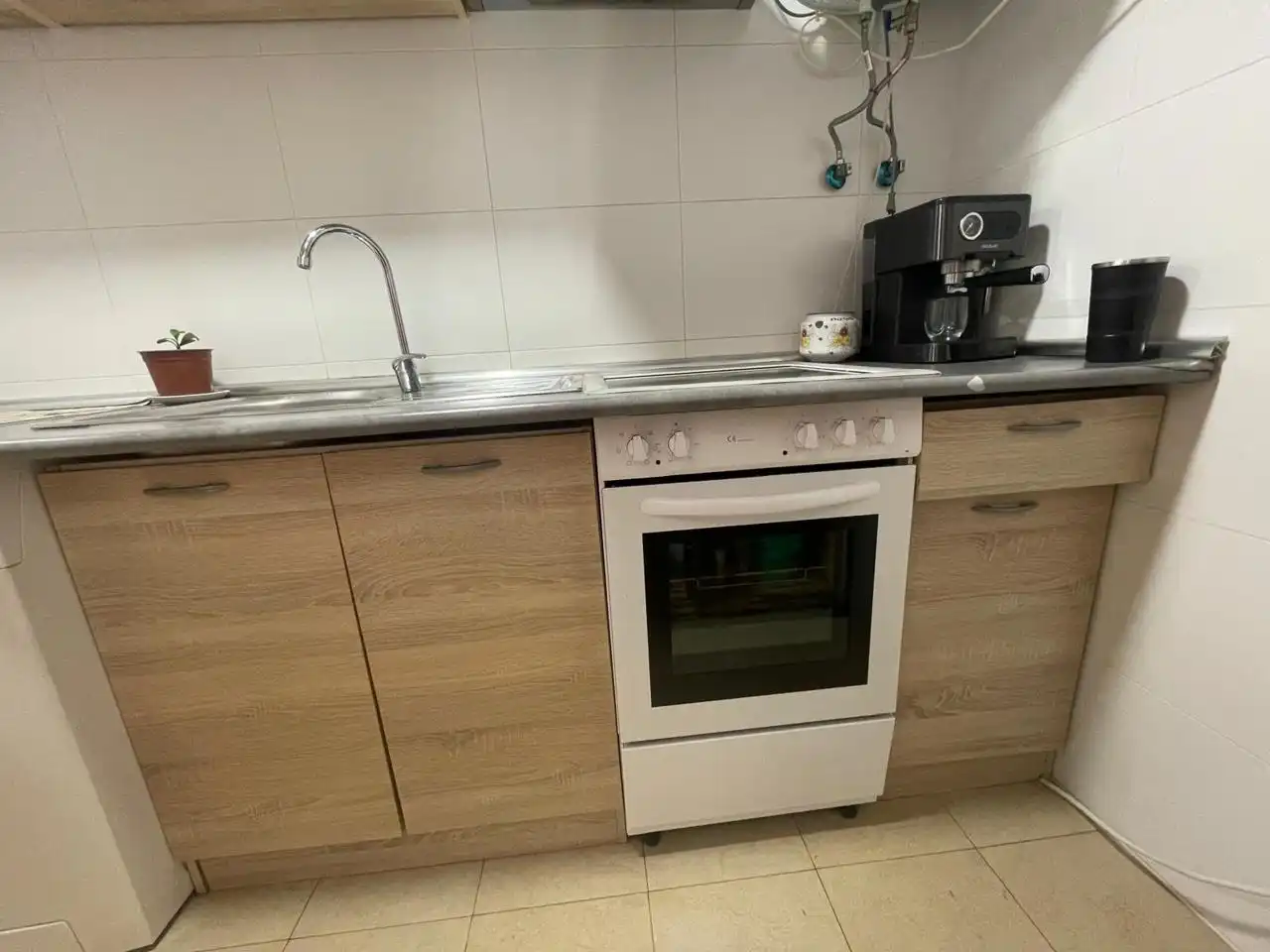 Cuina de Dúplex en venda en Piedralaves amb Terrassa, Moblat i Piscina comunitària
