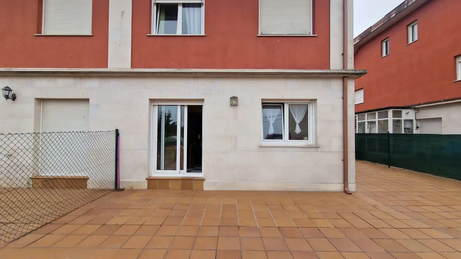 Vista exterior de Casa o xalet en venda en Piélagos amb Calefacció, Terrassa i Traster