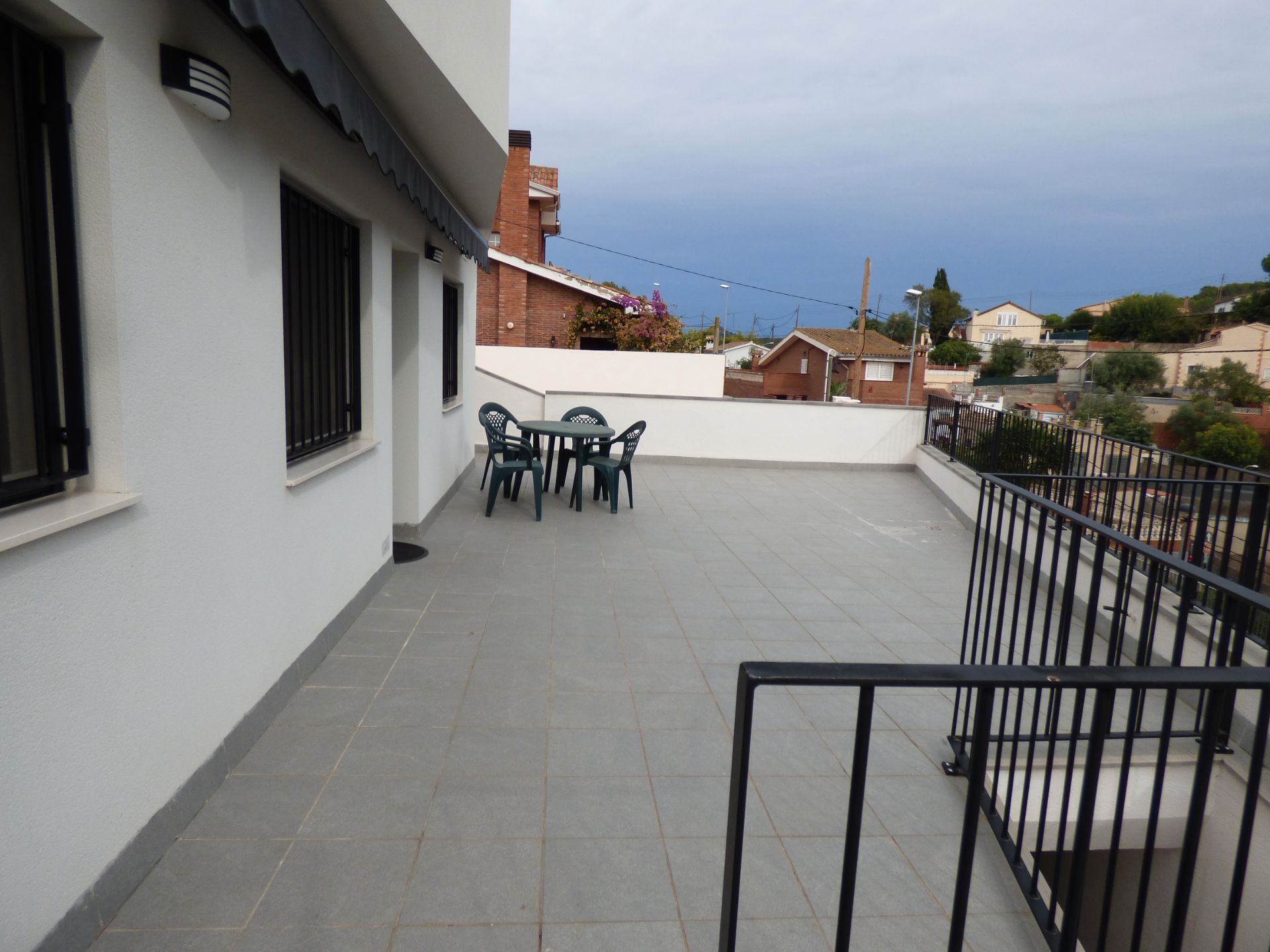 Terrassa de Casa o xalet en venda en Cerdanyola del Vallès amb Aire condicionat, Calefacció i Jardí privat
