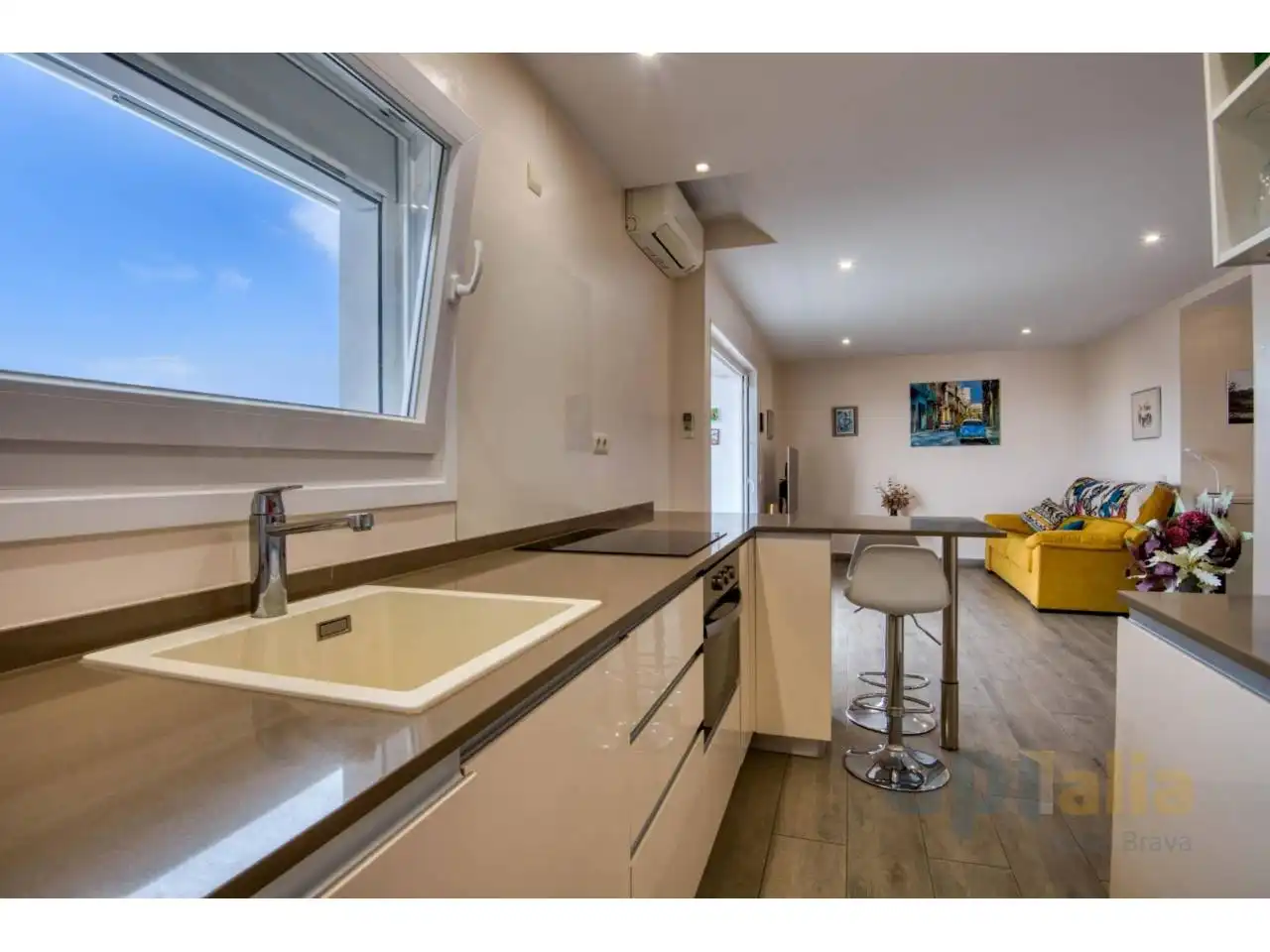 Cocina de Piso en venta en Palamós con Aire acondicionado, Parquet y Amueblado