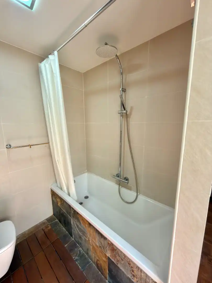 Baño de Ático en venta en Benetússer con Aire acondicionado, Terraza y Trastero