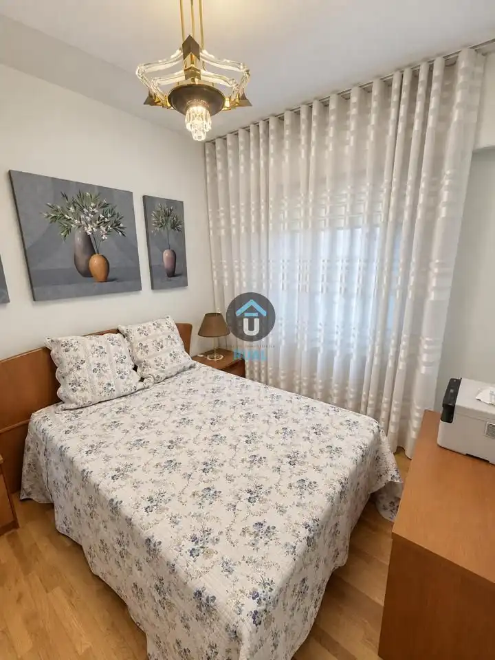 Schlafzimmer von Wohnung zur Miete in Madrid mit Klimaanlage, Heizung und Parkett