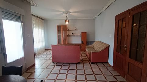 Foto 3 de Casa o chalet en venta en Calle Carolina Coronado, 7, Moraleja, Cáceres