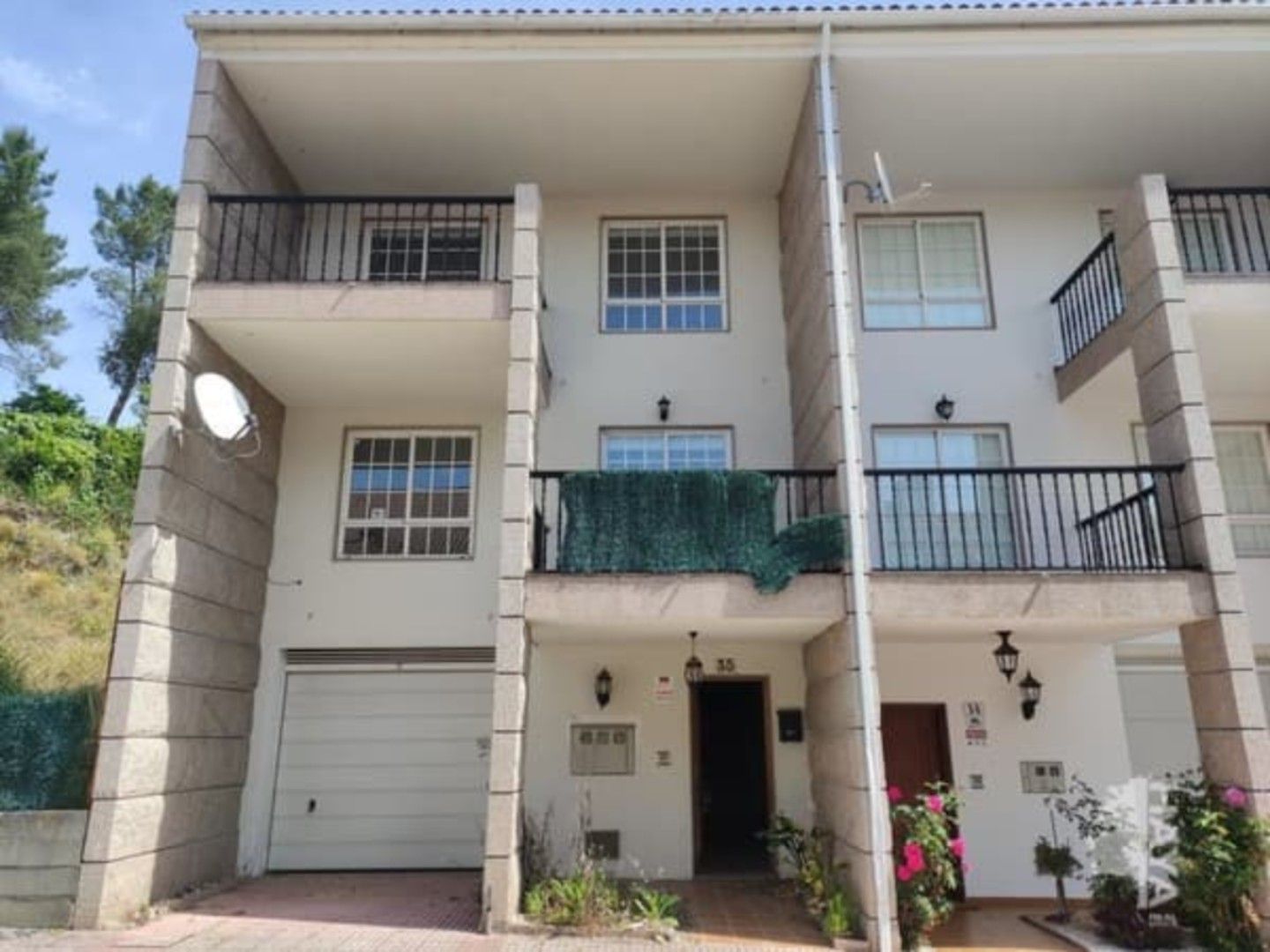 Exterior view of Single-family semi-detached for sale in O Porriño  
