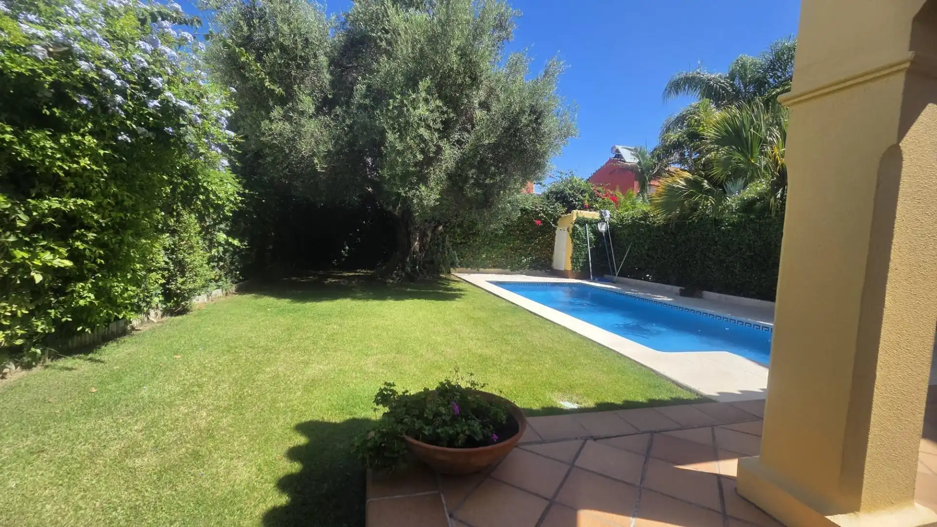 Casa pareada con piscina en venta en Avenida SANTA BEATRIZ DE SILVA, imagen 21