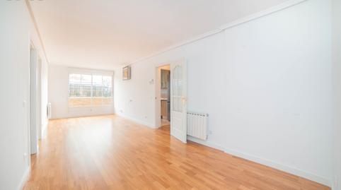 Photo 3 of Flat for sale in Avenida del Cantábrico, 141, Las Castañeras - Bulevar, Madrid
