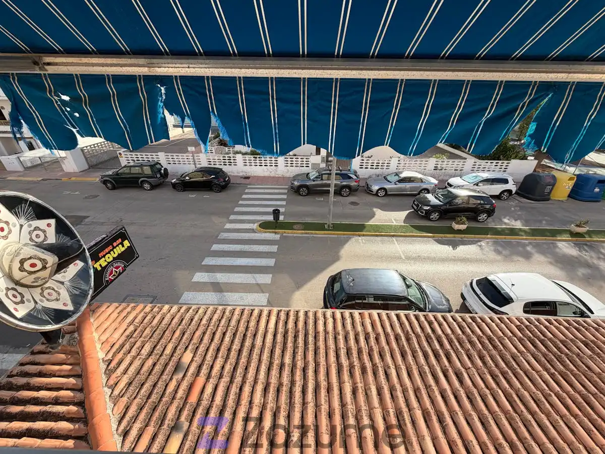 Parking of Flat for rent in Piles  with Air Conditioner, Heating and Furnished