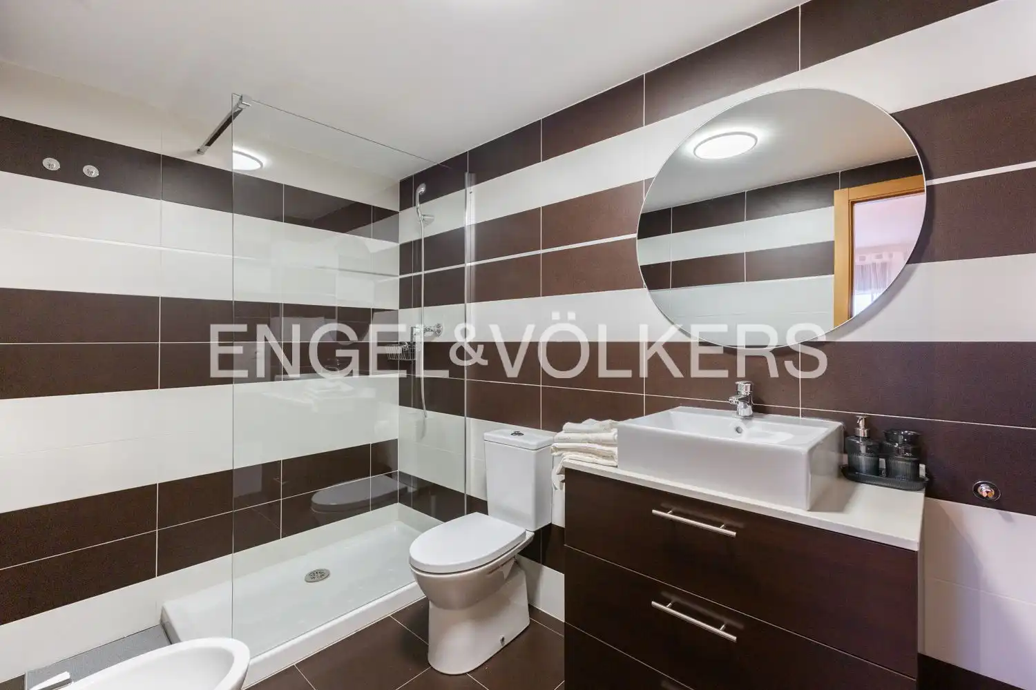 Bathroom of Flat for rent in Castellón de la Plana / Castelló de la Plana  with Air Conditioner, Heating and Storage room