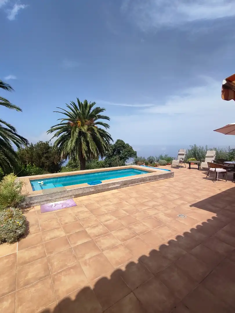 Maison rustique avec piscine à vendre à Carretera las Llanadas