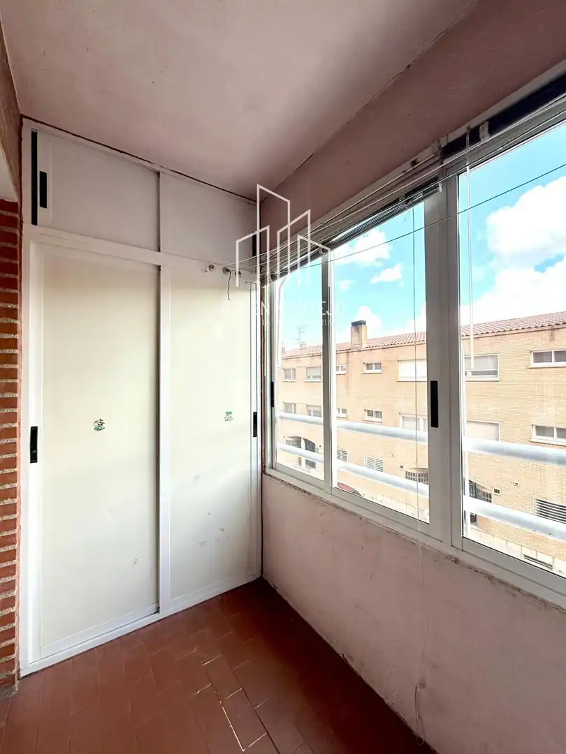 Bedroom of Flat for sale in Salamanca  with Heating, Terrace and Storage room