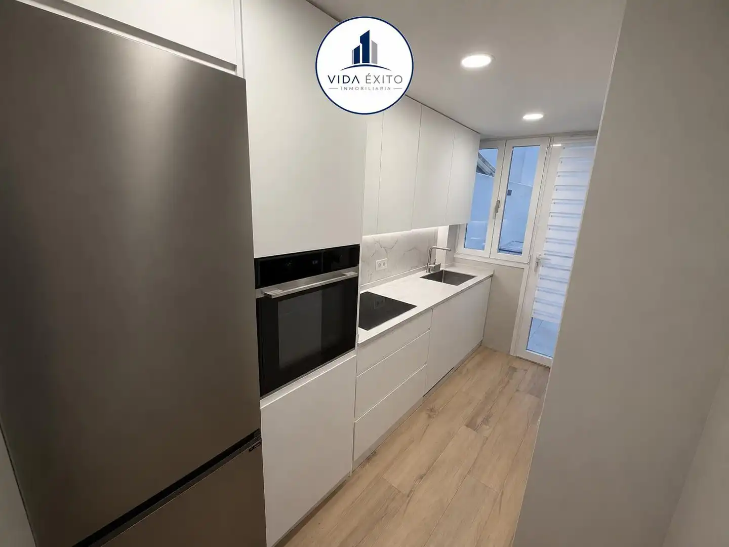 Kitchen of Flat for sale in Jaén  with Terrace and Balcony