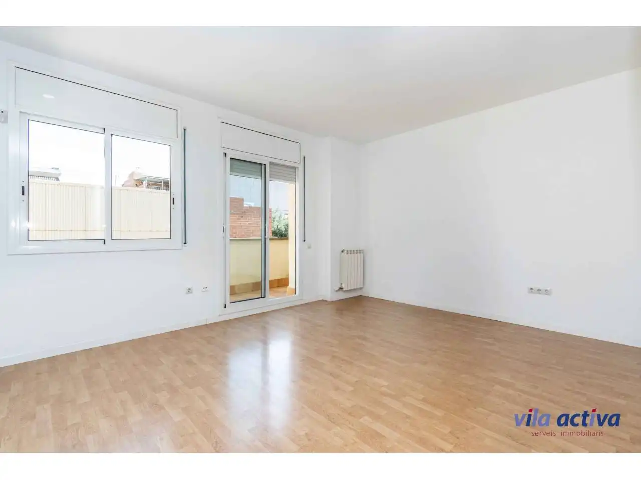 Sala d'estar de Pis en venda en Terrassa amb Calefacció, Parquet i Balcó