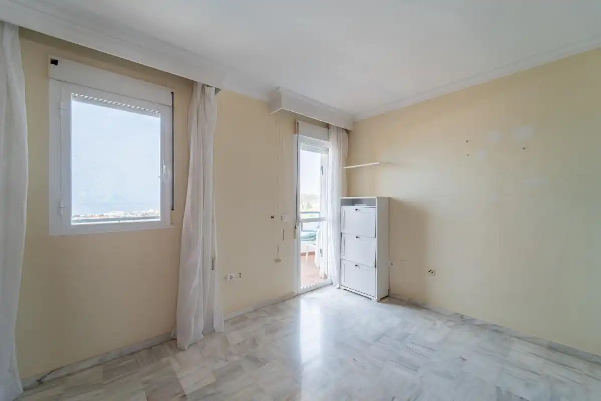 Habitación de Dúplex en venta en Rincón de la Victoria con Aire acondicionado, Calefacción y Jardín privado