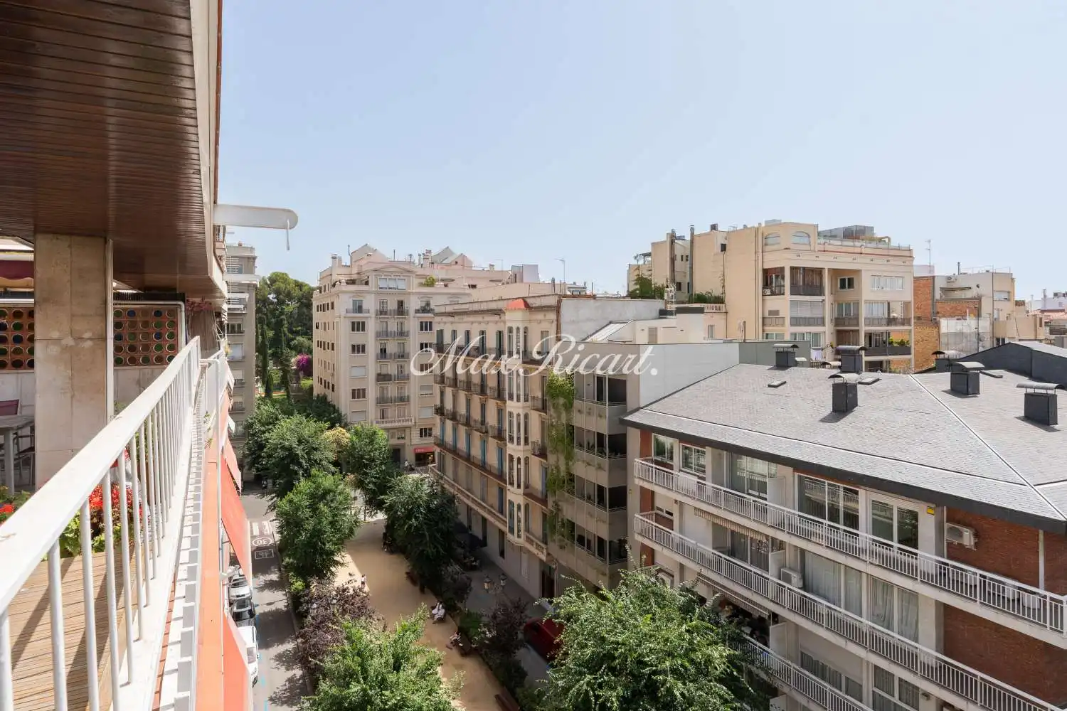 Vista exterior de Ático en venta en Barcelona con Aire acondicionado, Calefacción y Terraza