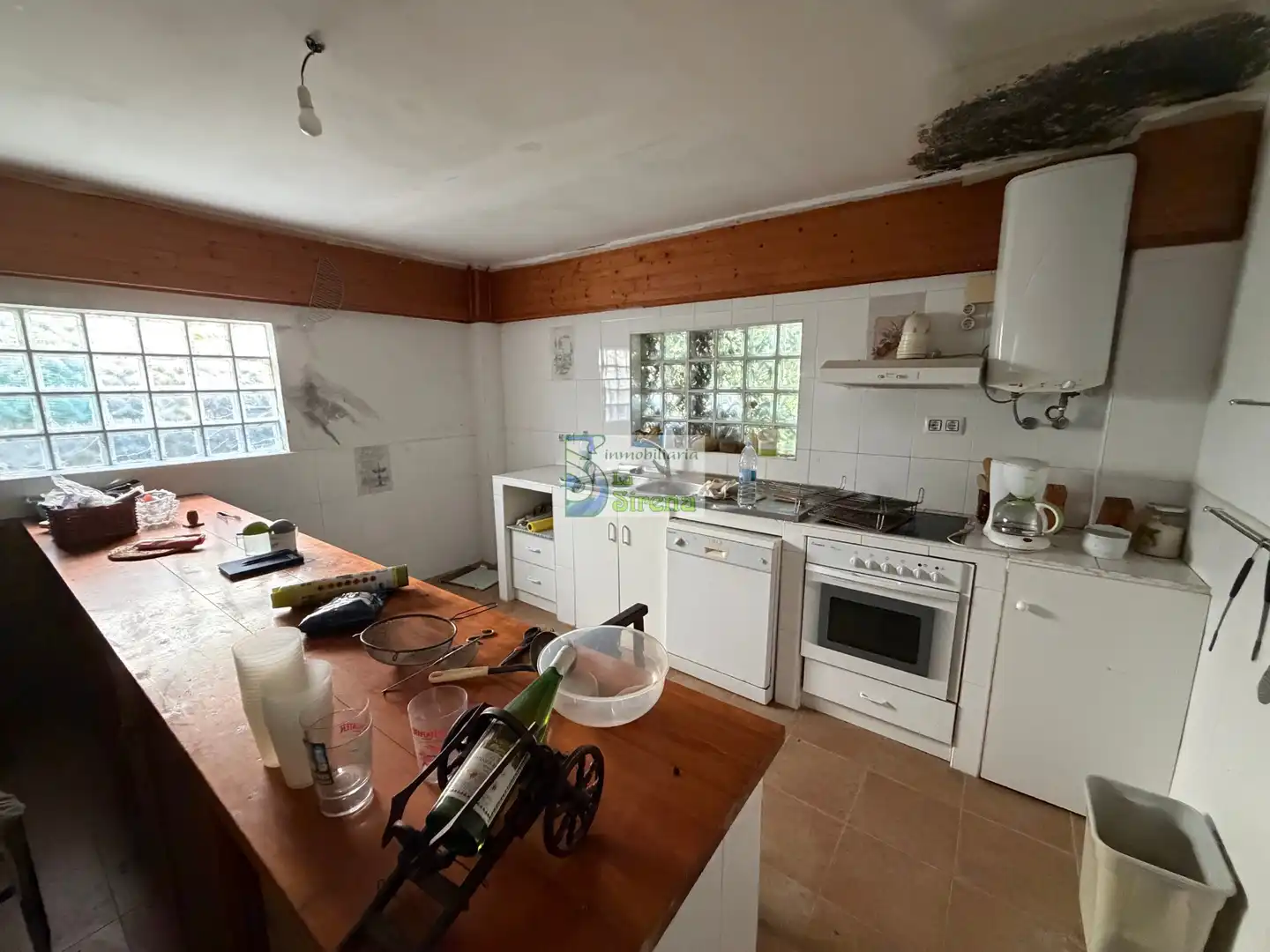 Cocina de Casa o chalet en venta en Castro-Urdiales con Jardín privado, Terraza y Piscina