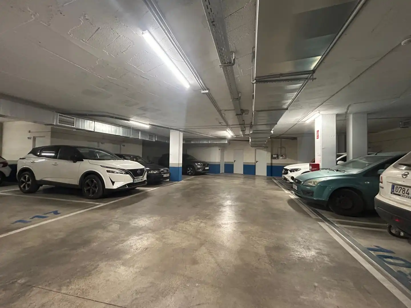 Parking de Piso en venta en Almería con Aire acondicionado, Calefacción y Parquet