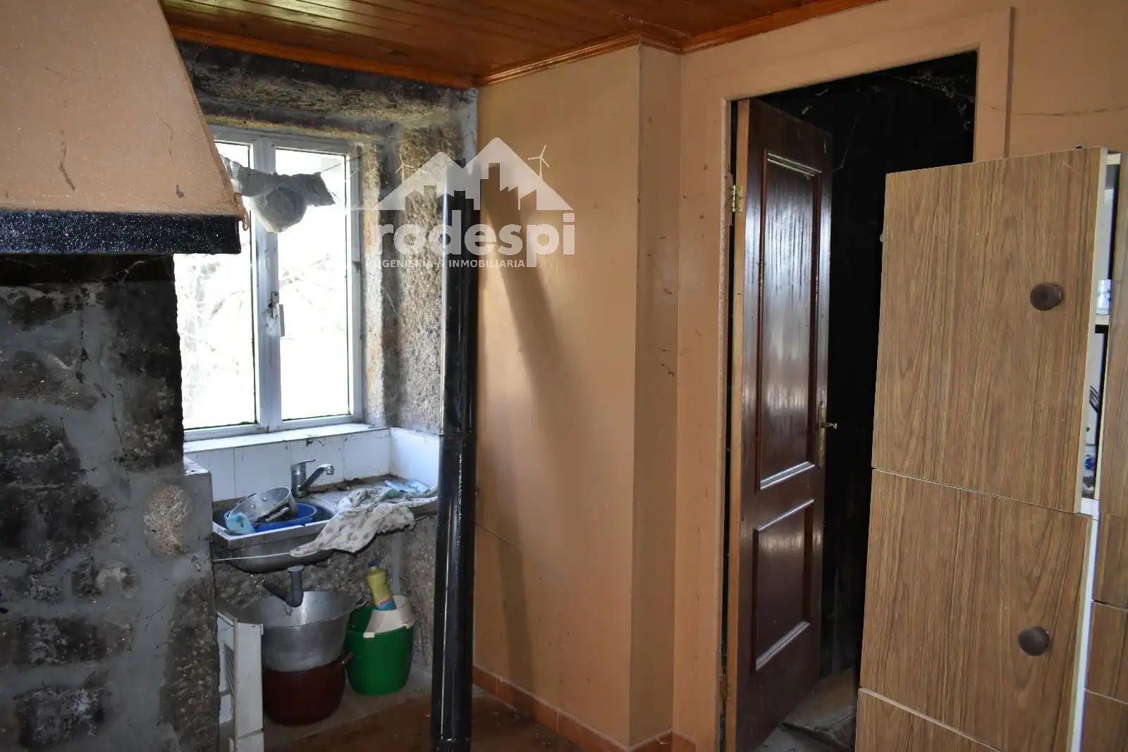Cuina de Casa o xalet en venda en A Cañiza   amb Traster