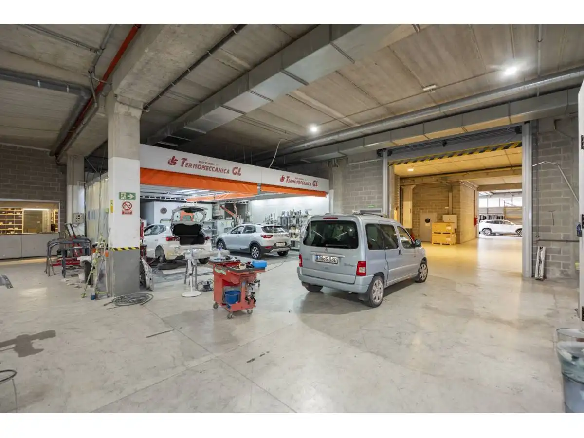 Gewerbefläche zum Verkauf in Maó ciutat, imagen 31