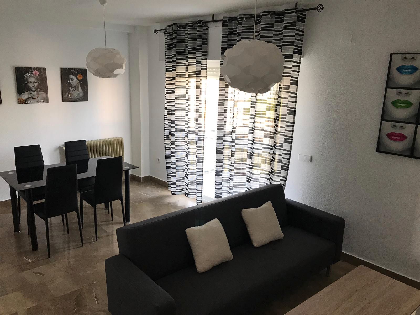 Sala d'estar de Apartament de lloguer en  Granada Capital amb Aire condicionat, Calefacció i Terrassa