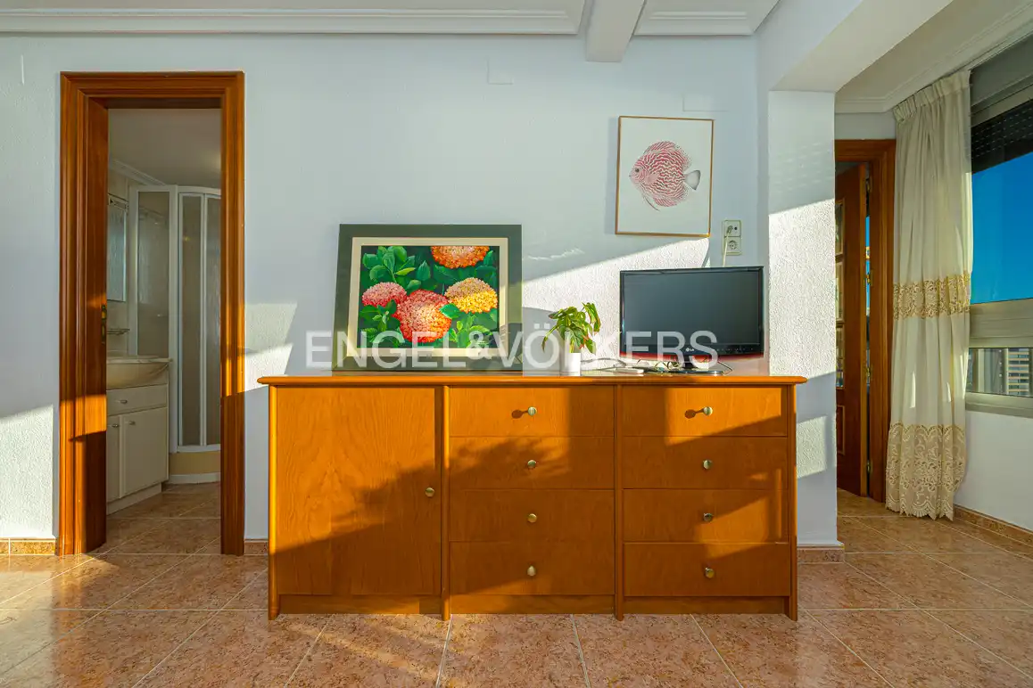 Study for sale in Playa Levante