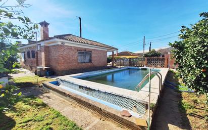 Swimming pool of House or chalet for sale in  Córdoba Capital  with Air Conditioner, Heating and Private garden
