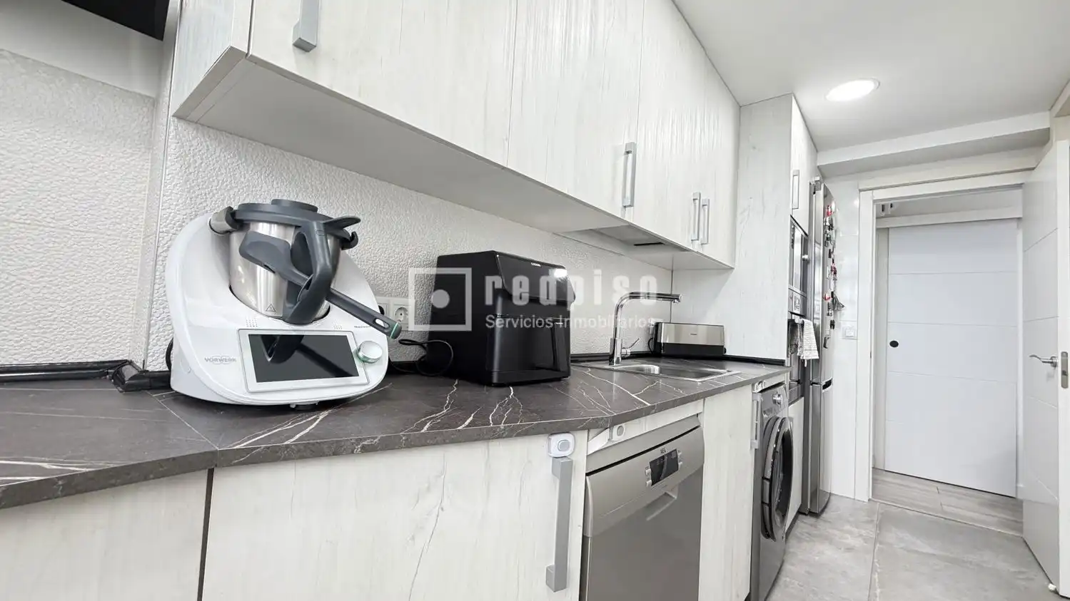 Flat with lift for sale in Zarzaquemada, imagen 12