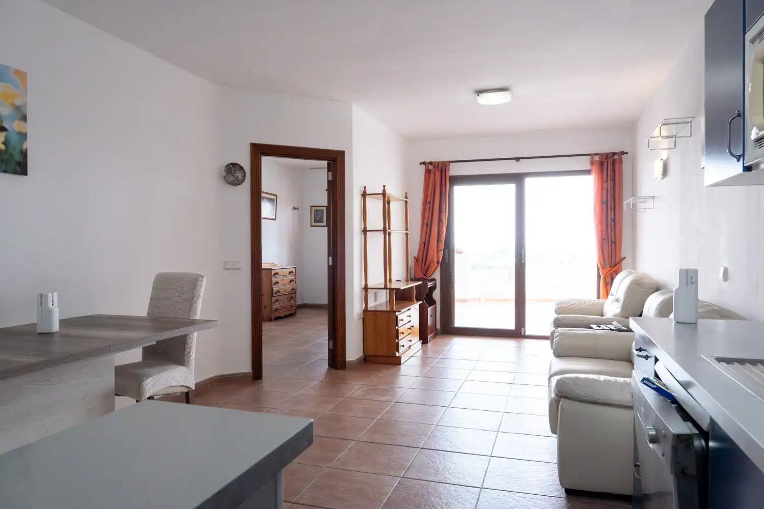 Sala d'estar de Apartament en venda en Teguise amb Terrassa, Moblat i Piscina comunitària