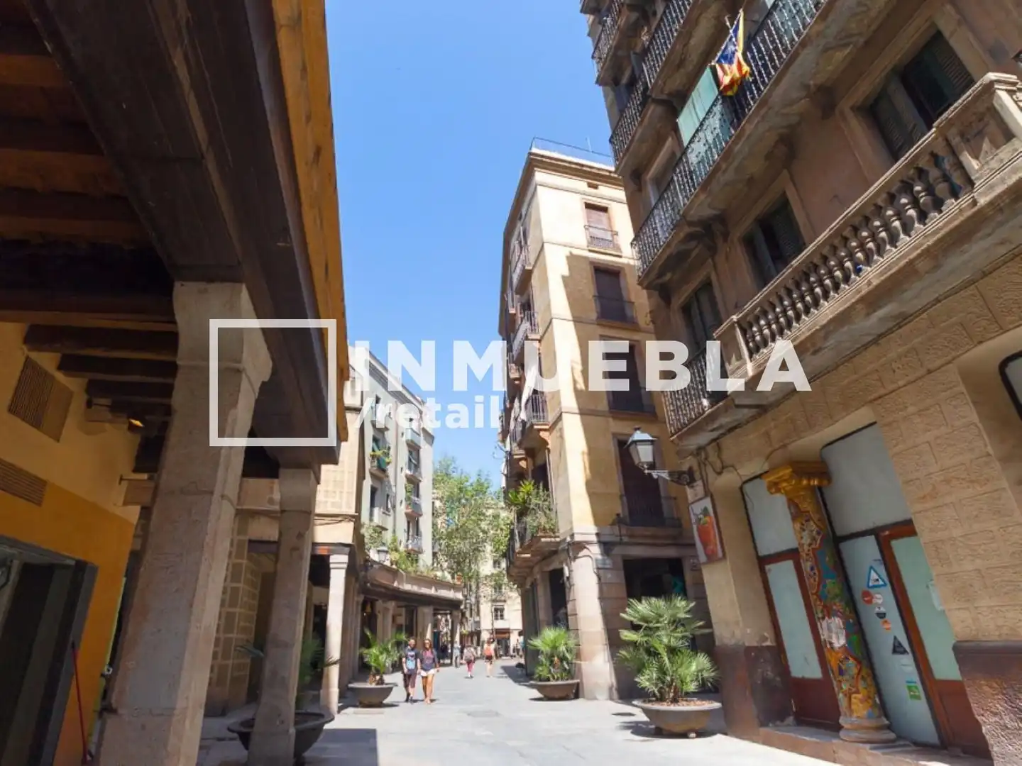 Vista exterior de Local en venta en Barcelona