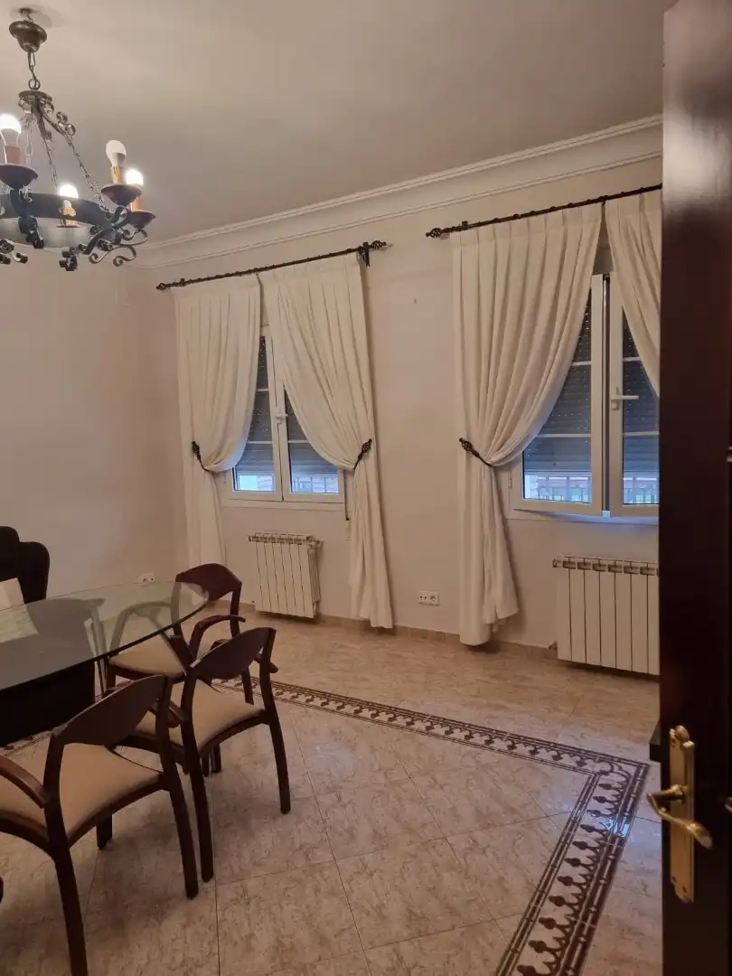 Menjador de Casa o xalet en venda en Écija amb Aire condicionat, Calefacció i Jardí privat