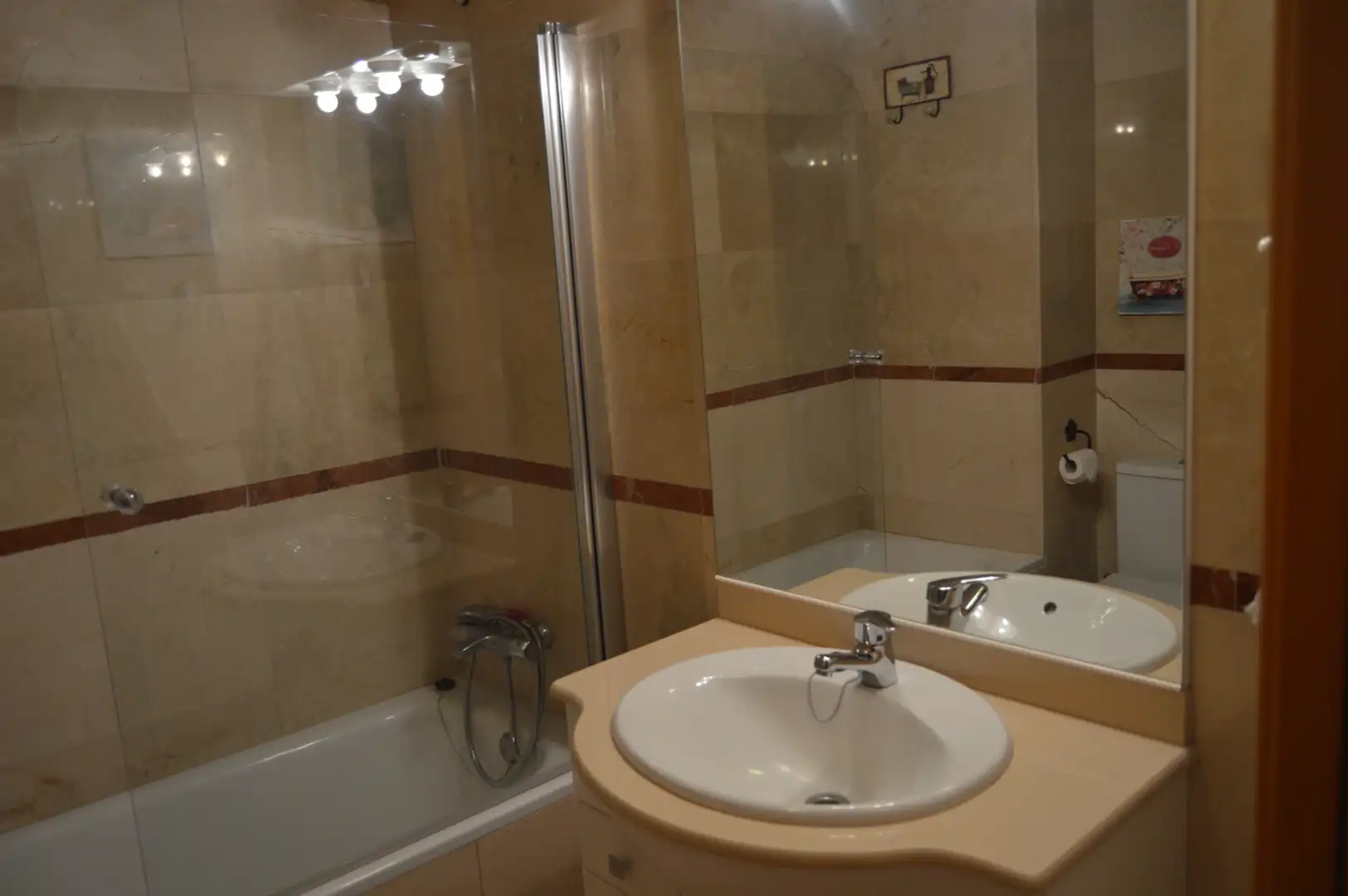 Baño de Piso en venta en Aranjuez con Aire acondicionado, Calefacción y Terraza